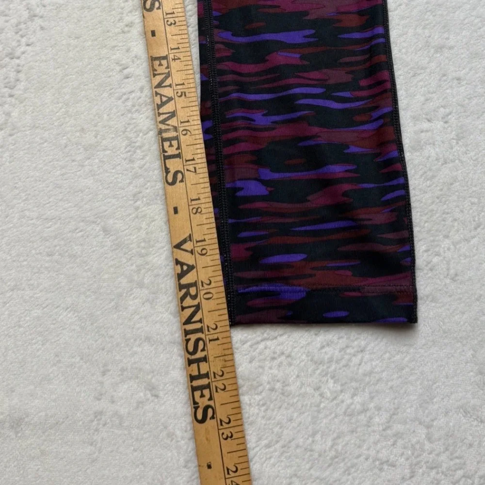 Nike Dri-FIT Camo Running Leggings Purple Burgundy Cropped Gym Tights Womens S